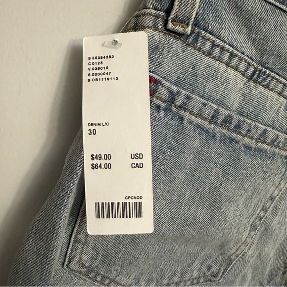 BDG Mom High Waist Denim Faded Blue Jean Shorts - Picture 6 of 6